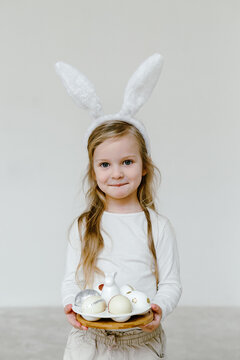 Cute little girl on Easter holiday