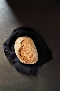 Sourdogh loaf bread 