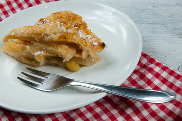 apple pie on a plate