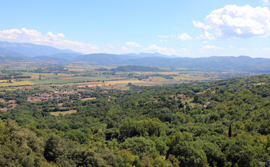 Fototapeta premium panoramic with of a valley of the Central Italy in summer