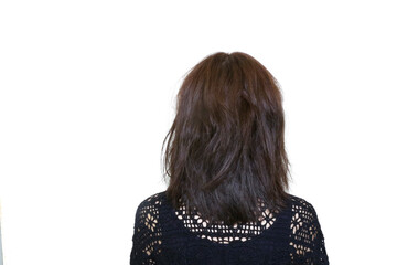 女性　後ろ姿　カットモデル　ヘアスタイル　美容
ビフォー　サロン　