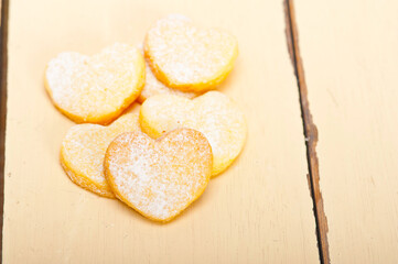 heart shaped shortbread valentine cookies