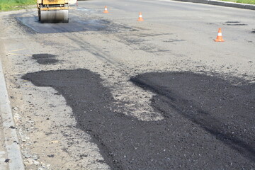 Pit repair of asphalt pavement of the highway