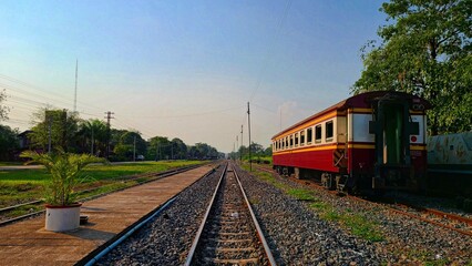 Obraz premium 夕暮れの線路