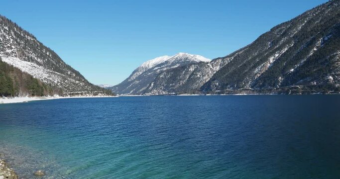 Achensee in &Ouml;sterreichische Tirol mit Blick in Richtung Achenkirch nach Norden