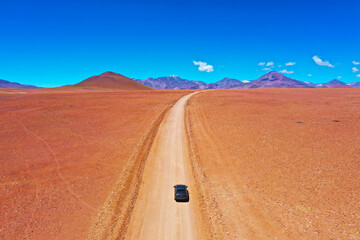 Atacama Desert in Chile with Car - Drone View | Die Atacama Wüste in Chile aus der Luft - Mit dem Auto durch die Atacama Wüste