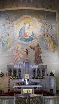 Interior of sanctuary of Saint Pio of Pietrelcina (Padre Pio Church) in San Giovanni Rotondo