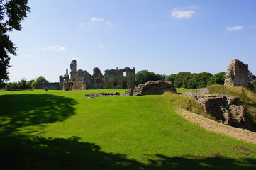 Castleton, Sherborne, Dorset (UK): Sherborne Old Castle, view of the ruins