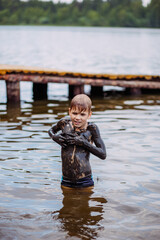 the child can take the therapeutic mud on himself, bathes in water with mud