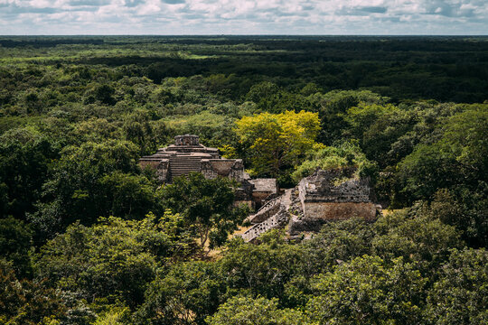 archäologische Ausgrabungsstätte der Maya Ruinen Pyramiden von Ek Balam auf der Halbinsel Yucatan in Mexiko 