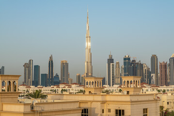 Fototapeta premium Burj Khalifa cityscape on sundown