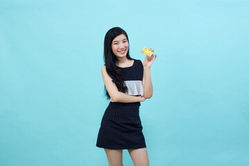 woman shopping online by credit card