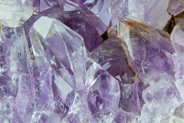 Crystals of quartz and amethyst in a geode