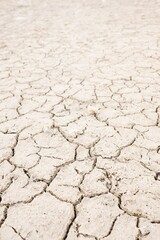 suelo quebrado por el clima