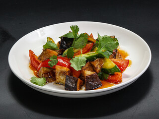 Stir-fried vegetables with herbs and sauce