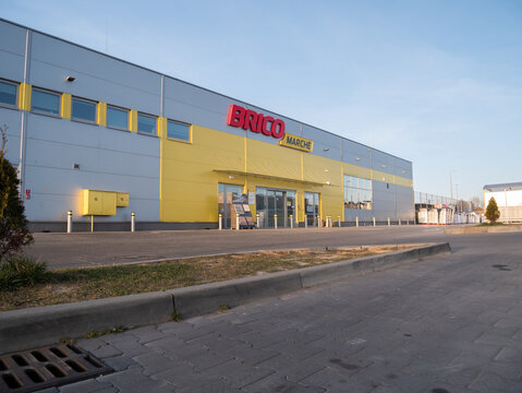 Bricomarch&eacute; DIY shop entrance, signboard with brand logo sign. French retail company Bricomarche, home improvement retailer store, Les Mousquetaires Group on March 27, 2022 in Krzeszowice, Poland.