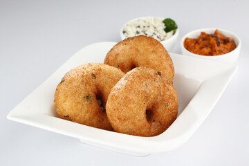 Vada / Medu vadai with sambar - Popular South Indian snack