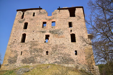 Fototapeta na wymiar Krakovec castle ruins, early spring