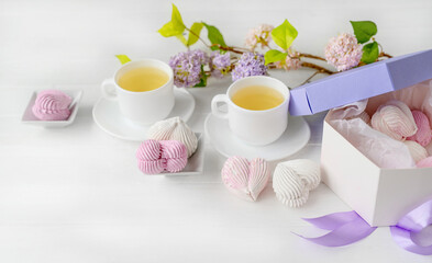 Marshmallow set with tea