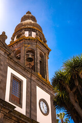 Fototapeta na wymiar Glockenturm der Kathedrale von La Laguna