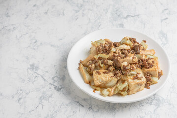 豆腐と挽き肉のオイスターソース炒め