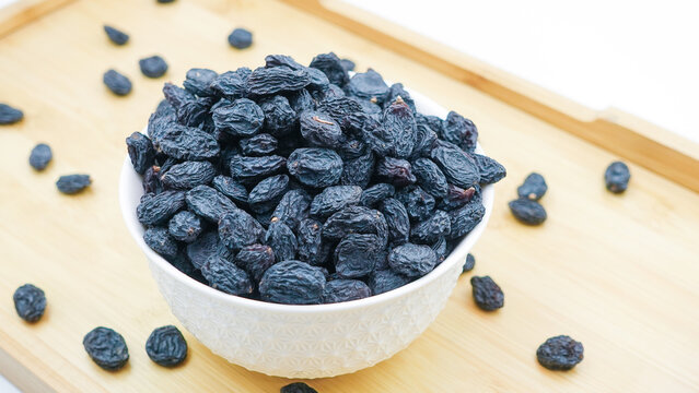 Black Raisins or Kismis are a great snack option with good range of nutrients that can be added to the diet. Kishmis. Raisins. Kish Mish. 