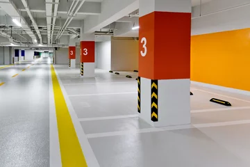 Fototapeten Empty parking garage in modern apartment © xy