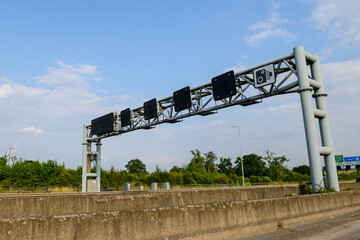 Smart indicator on motorway in UK - obrazy, fototapety, plakaty