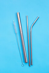 Set of stainless steel drinking straws