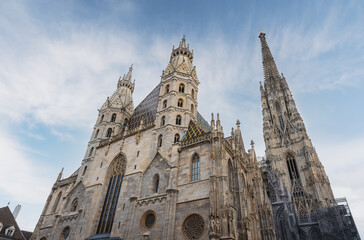 Fototapeta premium St Stephens Cathedral (Stephansdom) - Vienna, Austria