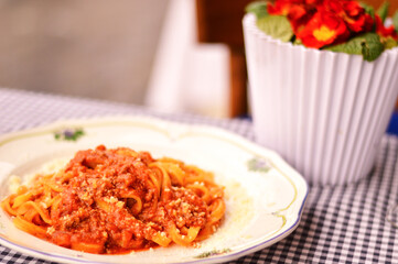 フィットチーネのミートソースパスタ