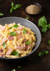 Hawaiian pasta with ham, pineapple and creamy cheese.
