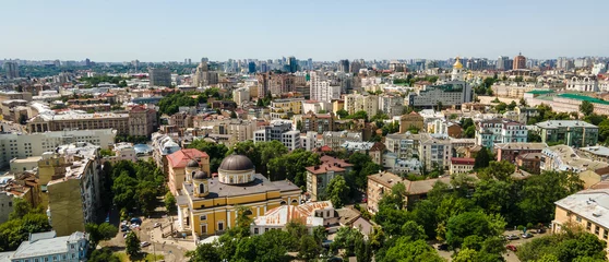 Foto op Plexiglas Kiev the capital of Ukraine from a bird's eye view shooting with a drone summer © Андрей Трубицын