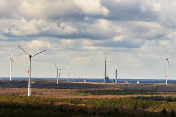 Panorama des Ruhrgebiets: Windräder bei Oer-Erkenschwick