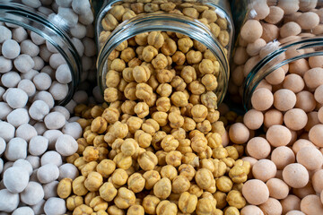 diffierent types of chickpeas,white chickpeas,coated chickpeas,salty chickpeas