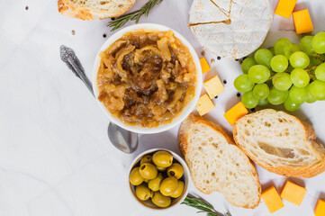  Onion Marmalade served with bread and cheese