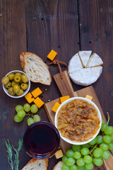 Caramelized Onion Marmalade served with bread and cheese