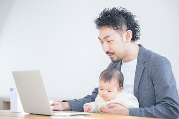 Conscious baby to join with stay-at-home dad