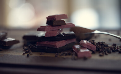 Chocolate bar, dark chocolate, milk chocolate, raspberry chocolate, chocolatier