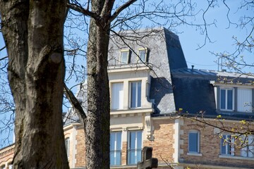 old house in the city