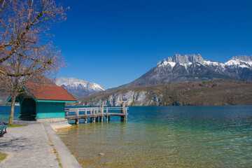 Le Lac d'Annecy, Haute-Savoie, France.
Embarcadère de Saint-Jorioz