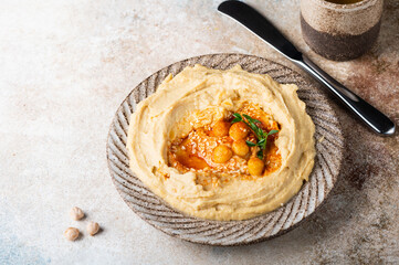 Hummus with crispbread. Healthy snack. Vegetarian food. Chickpea hummus