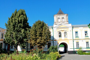 Naklejka premium Ukraine: beautiful Kyiv before the war Stop the war Safe Kyiv Help Ukraine Peaceful sky