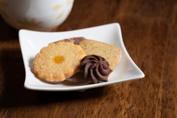 teatime, cookies and a cup of tea on the table, ティータイム クッキーと紅茶のクローズアップ