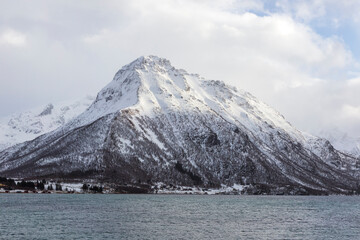 Obraz premium Snowy landscape at Hadsel. Vesteralen islands Norway.