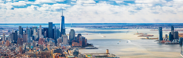Obraz premium New York City and New Jersey skyline panoramic view