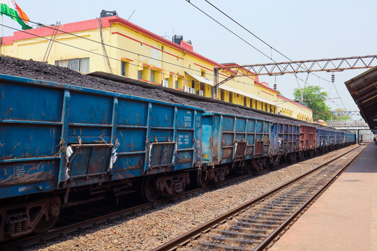 Indian railway Freight Carrier train for carrying oil and Coal on 29th April 2024, Burdwan,  India