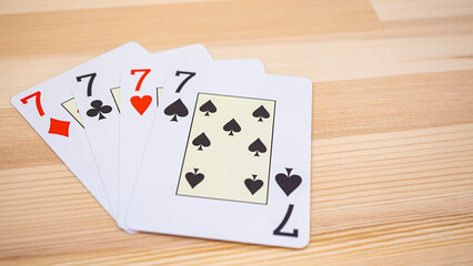 Playing cards on the desk_04