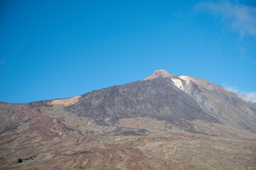 Fototapeta na wymiar Visiting Teide national park on Tenerife and view on volcanic landscapes, Canary islands, Spain