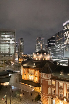 夜の東京駅丸の内駅舎